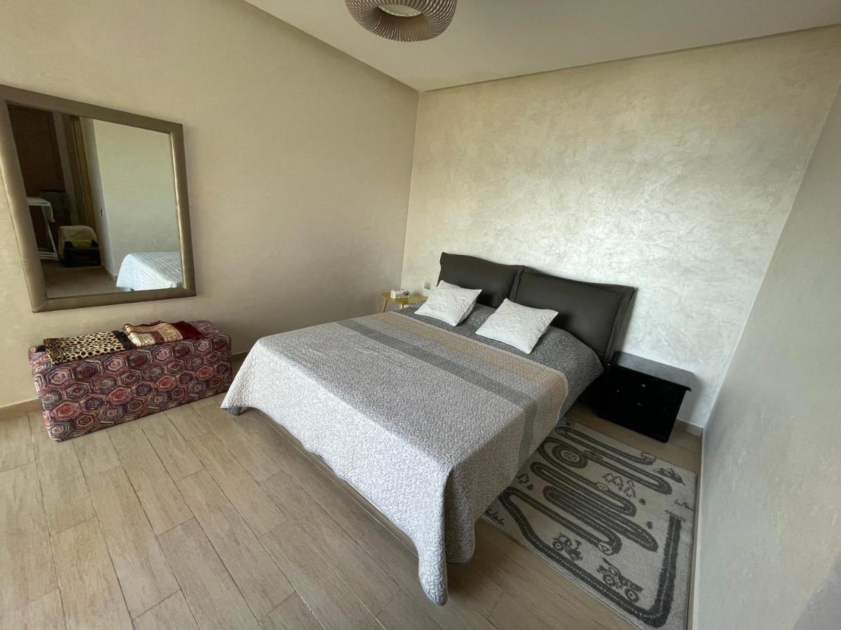 Appart De Luxe Front De Mer Prestigia Plage Des Nations Salé Exterior foto